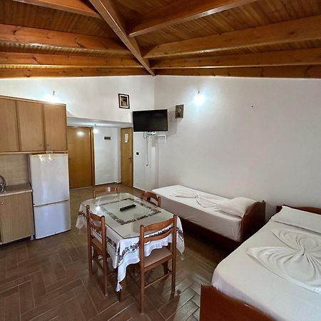 Caushi Apartments Ksamil Exterior foto